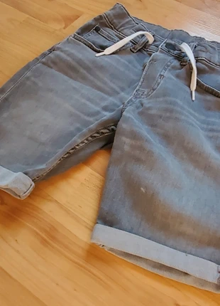 Short en jean pour enfant 9-10 ans - Excellent état 🌟, marke: Denim, zustand: Sehr gut, größe: 10 Jahre / 140, 12,99 €, 14,34 € inklusive Vinted-Käuferschutz
