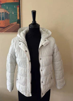 Doudoune chaude TAO 🤍 10 ans – blanche, marque: TAO, état: Bon état, taille: 10 ans / 140 cm, 8,00 €, 9,10 € Protection acheteurs incluse