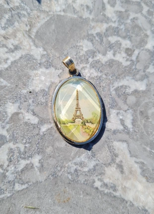 Pendentif Tour Eiffel vintage vitre en plexi biseautée bijou vintage Germany, marke: Vintage, zustand: Sehr gut, 5,00 €, 5,95 € beinhaltet Vinted-Käuferschutz Pro