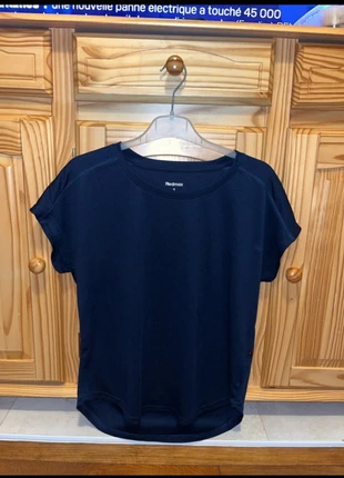 haut de sport bleu marine T36, marque: Redmax, état: Très bon état, taille: S / 36 / 8, 2,99 €, 3,84 € Protection acheteurs incluse