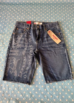 Pantalón corto niño Levi’s 511 slim (Talla 16 años), merk: Levi's, staat: Nieuw met prijskaartje, maat: 16 jaar / 176 cm, € 10,00, € 11,20 inclusief Kopersbescherming
