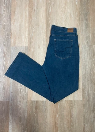 Jeans Levi's signature femme bleu mid rise bootcut taille W33 L32 Us, 42 Fr, marca: Levi's, estado: Muy bueno, tamaño: XL / 42 / 14, 14,99 €, 16,44 € Protección al comprador incluida