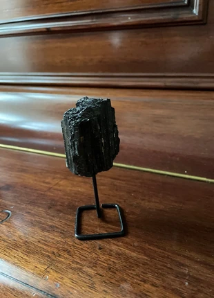 Kristall - Schwarzer Turmalin, marke: Sonstiges, zustand: Sehr gut, 22,00 €, 23,30 € inklusive Vinted-Käuferschutz