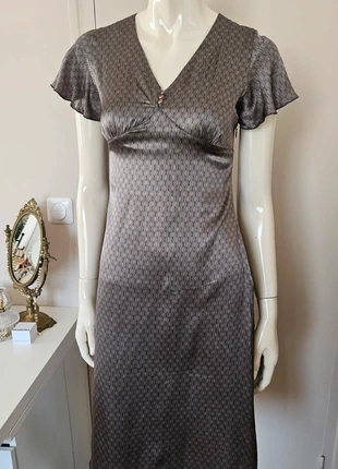 Magnifique robe en soie grise,Cyrillus, taille 34, marke: Cyrillus, zustand: Sehr gut, größe: XS / 34 / 6, 24,00 €, 25,90 € inklusive Vinted-Käuferschutz