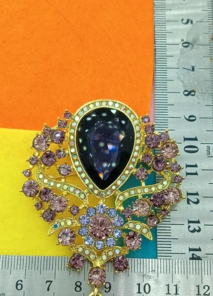 Broche, merk: Montre.fr, staat: Heel goed, € 5,00, € 5,95 inclusief Kopersbescherming Pro