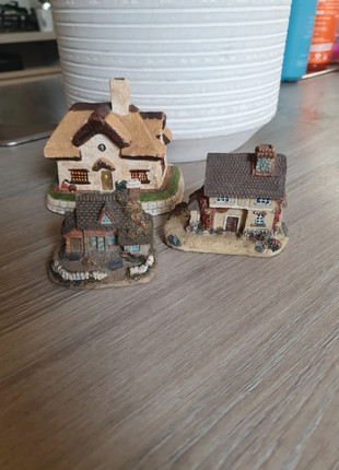 Collectable cottages Shudehill & Memory Lane, brand: Memory Lane, condition: Good, £8.00, £9.10 includes Buyer Protection