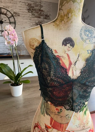 Soutien gorge brassière en dentelle transparente 💚 Neuf, marca: CHIC, estado: Novo sem etiquetas, tamanho: XL, €7.00, €8.05 inclui Proteção do Comprador Pro