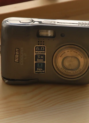 Digital camera nikon coolpix l2, marke: Nikon, zustand: Gut, 39,99 €, 42,69 € inklusive Vinted-Käuferschutz