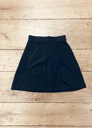 Jupe noire courte, brand: H&M, condition: Very good, size: XS / 34 / 6, €4.00, €4.90 includes Buyer Protection