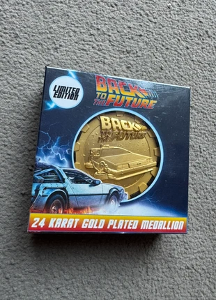 Limited edition sealed back to the future gold plated medallion, brand: Back to the Future, condition: New with tags, £13.00, £14.35 includes Buyer Protection
