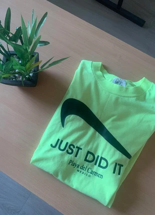 T-shirt Just Did It, marca: just did it, estado: Muito bom, tamanho: L, €9.95, €11.15 inclui Proteção do Comprador