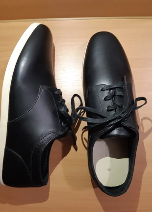 Zapatos negros nuevos Clae, marque: Clae, état: Neuf sans étiquette, taille: 41, 60,00 €, 63,70 € Protection acheteurs incluse