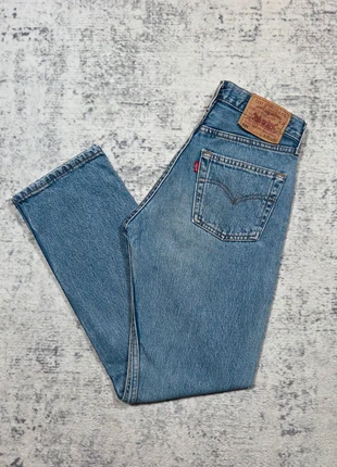 👖 Jean Levi’s 501 Made in France Homme W28 L30 Vintage Bleu Clair Collector, merk: Levi Strauss & Co., staat: Heel goed, maat: W28 | FR 38, € 149,99, € 158,19 inclusief Kopersbescherming Pro