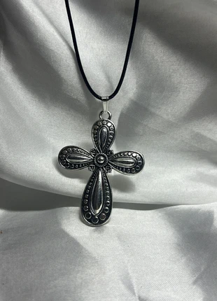 Vintage necklace cross, marca: Vintage Dressing, estado: Muito bom, €10.00, €11.20 inclui Proteção do Comprador Pro