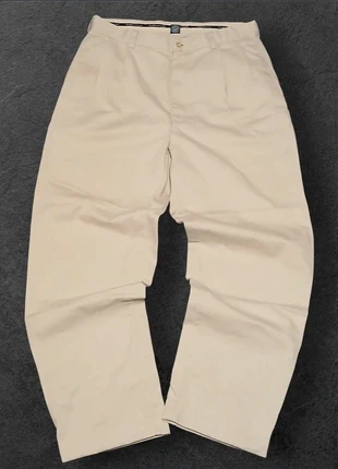 pantaloni ralph lauren in cotone con chiusura a zip e bottone, brand: Ralph Lauren, condizioni: Nuovo senza cartellino, taglia: XL, €30.00, €32.20 include la Protezione acquisti