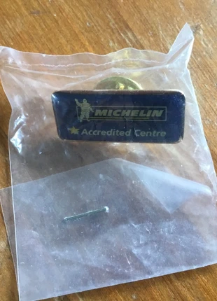 Michelin badge de revers central homologue, marque: Michelin, état: Neuf avec étiquette, 1,00 €, 1,75 € Protection acheteurs incluse
