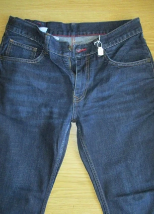 Tommy Hilfiger jeans homme regular stretch blue black w33 l32 t/fr42, brand: Tommy Hilfiger, condizioni: Nuovo senza cartellino, taglia: XL, €45.00, €47.95 include la Protezione acquisti Pro