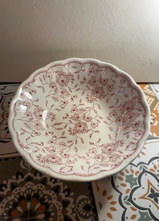 🌸 Saladier Vintage Noove en Fonte Basse – Décor Floral Bordeaux sur Fond Blanc – Made in Italy 🇮🇹, marque: noove fontebasso, état: Très bon état, 25,00 €, 26,95 € Protection acheteurs incluse