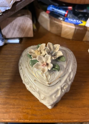 Boîte à bijoux vintage, staat: Heel goed, € 7,00, € 8,05 inclusief Kopersbescherming