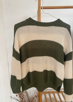 Jersey Rayas Verde y Beige, marque: Stradivarius, état: Très bon état, taille: XS / 34 / 6, 10,00 €, 11,20 € Protection acheteurs incluse