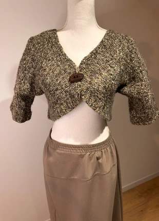 Magnifique petit boléro Patrice Breal-Taille 38-, marke: Patrice Breal, zustand: Sehr gut, größe: M / 38 / 10, 3,95 €, 4,85 € inklusive Vinted-Käuferschutz