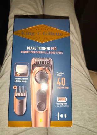 Tondeuse à barbe king-c-gilette bizard trimmer pro, marque: Gillette, état: Neuf avec étiquette, 20,00 €, 21,70 € Protection acheteurs incluse