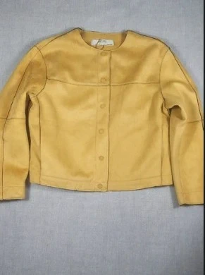 Zara mustard yellow cropped synthetic leather jacket straight cut round neck snap buttons, marque: Zara, état: Neuf sans étiquette, taille: M / 38 / 10, 19,00 €, 20,65 € Protection acheteurs incluse