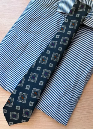 Cravate a carreaux avec un motifs de baleine, brand: Vintage Dressing, condition: Very good, €4.60, €5.53 includes Buyer Protection Pro