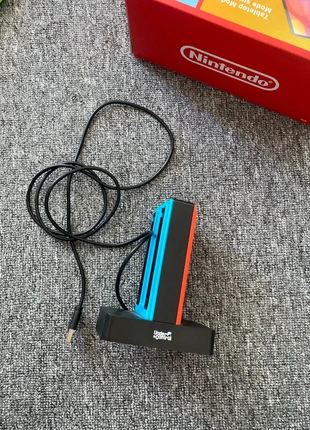 Station de recharge manettes switch, marque: Under Control, état: Très bon état, 18,00 €, 19,60 € Protection acheteurs incluse