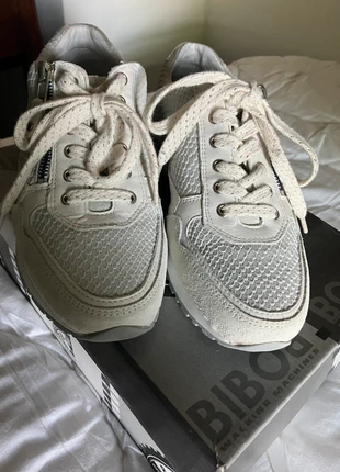 Nieuw!! Leren #witte Bibob sneakers maat 38, marca: Bibob, estado: Novo com etiquetas, tamanho: 38, €52.50, €55.83 inclui Proteção do Comprador