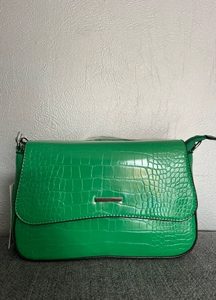 Sac à bandoulière réglable « Maud » Vert, condizioni: Nuovo con cartellino, €10.00, €11.20 include la Protezione acquisti Pro