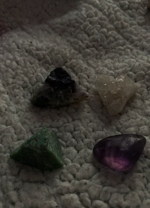 Crystals, condition: Very good, £3.00, £3.85 includes Buyer Protection