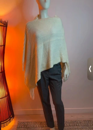 🍋 Poncho crème doux et élégant (1086), marque: MustHave, état: Très bon état, taille: M / 38 / 10, 5,20 €, 6,16 € Protection acheteurs incluse