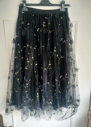 Tule midirok met broderie.Check afmetingen., état: Très bon état, taille: Autre, 8,50 €, 9,63 € Protection acheteurs incluse