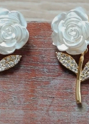 Boucles d'oreilles rose doré, état: Neuf sans étiquette, 6,00 €, 7,00 € Protection acheteurs incluse