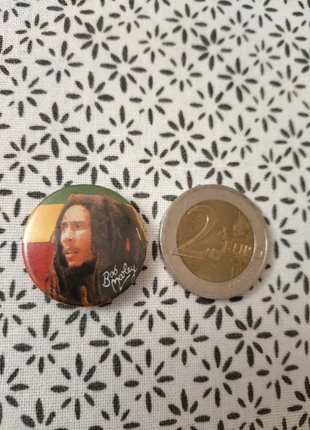 Bob Marley Broche badge, brand: Bob Marley, condition: Very good, €8.00, €9.10 includes Buyer Protection