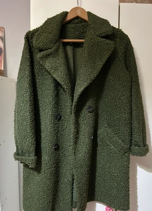 Abrigo tipo 🧸, brand: Local, condizioni: Nuovo senza cartellino, taglia: M / IT 42 / EU 38, €5.00, €5.95 include la Protezione acquisti