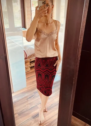 Rock Pencilrock Midirock Sommerrock Aztekenmuster Bleistiftrock Bodycon XS S rot schwarz guess USA, merk: GUESS, staat: Goed, maat: XS / 34 / 6, € 7,00, € 8,05 inclusief Kopersbescherming