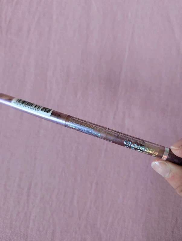 🌟 Crayon yeux duo-chrome – Essence Meta Glow - photo numéro 3