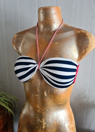 Haut de maillot de bain femme taille 38 haute pression, merk: Haute Pression, staat: Heel goed, maat: M / 38 / 10, € 6,00, € 7,00 inclusief Kopersbescherming