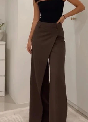 Pantalon marron croisé fluide Taille M, marque: shawly, état: Très bon état, taille: M / 38 / 10, 45,00 €, 47,95 € Protection acheteurs incluse