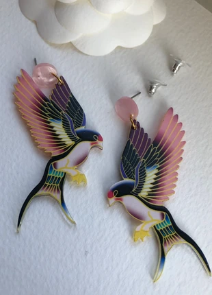 Acrylic Swallow Stud Earrings, état: Neuf sans étiquette, 10,00 €, 11,20 € Protection acheteurs incluse