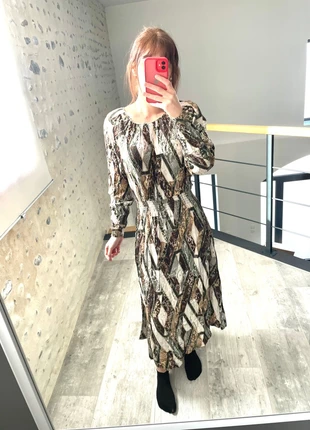 Destockage ! Jolie robe longue fluide python taille XS🌸, marke: H&M, zustand: Sehr gut, größe: XS / 34 / 6, 10,00 €, 11,20 € inklusive Vinted-Käuferschutz