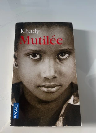 Livre Khady Mutilée, zustand: Neu, 2,00 €, 2,80 € inklusive Vinted-Käuferschutz