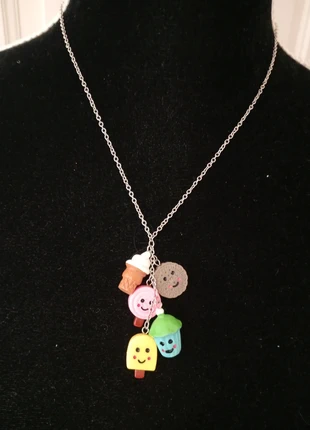 Collier kawaii glaces, marque: Claire's, état: Très bon état, 1,00 €, 1,75 € Protection acheteurs incluse