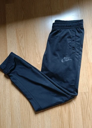 Jogging Nike noir, marca: Nike, estado: Muy bueno, tamaño: S / 36 / 8, 15,99 €, 17,49 € Protección al comprador incluida