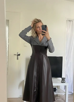 🖤 Robe manteau bicolore chic similicuir , look parisien élégan, merk: Heiryn Paris, staat: Heel goed, maat: M / 38 / 10, € 54,00, € 57,40 inclusief Kopersbescherming