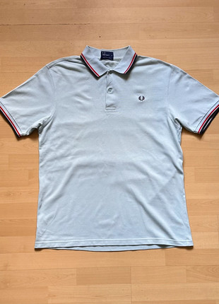 Polo Fred Perry bleu clair - taille XL, marque: Fred Perry, état: Très bon état, taille: XL, 20,00 €, 21,70 € Protection acheteurs incluse