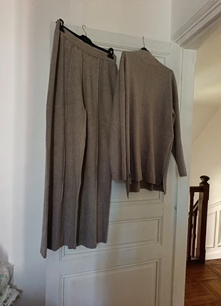 Ensemble printemps beige taupe, marke: Boutique Parisienne, zustand: Sehr gut, größe: M / 38 / 10, 8,00 €, 9,10 € inklusive Vinted-Käuferschutz