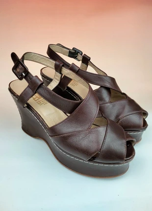 Colisée de Sacha Paris sandales cuir marron femme pointure 38, marca: Colisée de Sacha, estado: Muito bom, tamanho: 38, €29.00, €31.15 inclui Proteção do Comprador